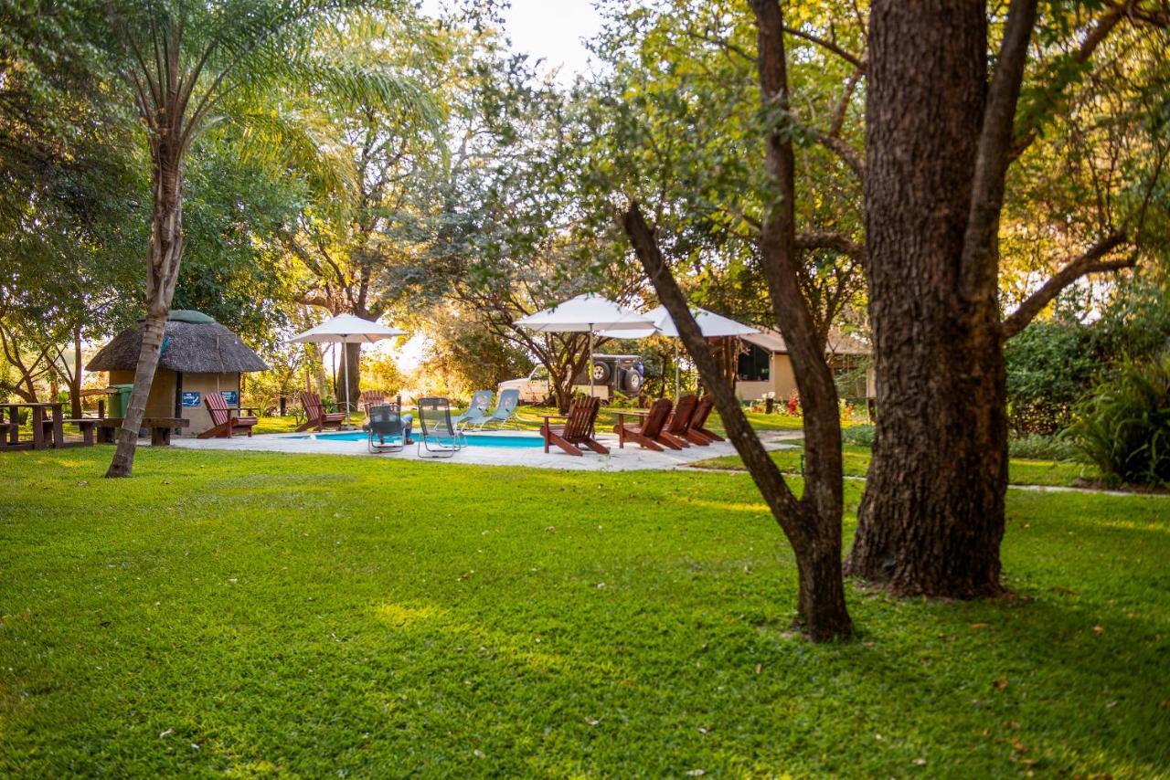 Hotel Zambezi Mubala Camp Katima Mulilo Esterno foto